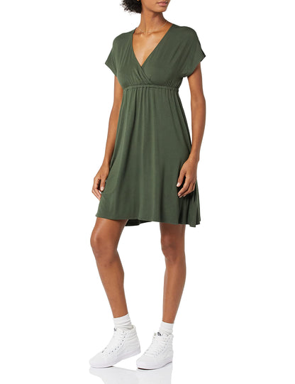 Amazon Essentials Women's Surplice V Neck Swing Dress (Available in Plus Size)