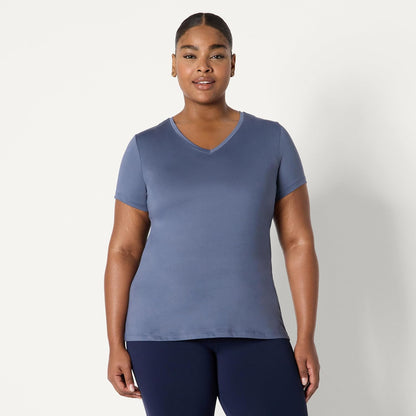 Amazon Essentials Women's Active Quick Dry Tech Stretch Short-Sleeve V-Neck T-Shirt (Available in Plus Size), Pack of 2