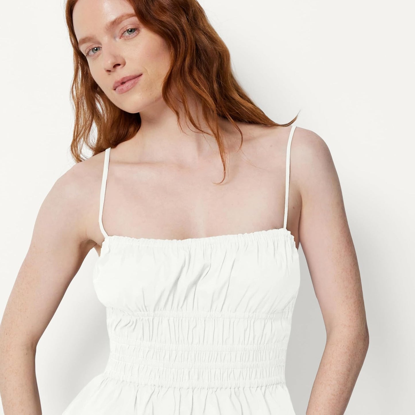 Amazon Essentials Women's Regular-Fit Smocked Cotton Stretch Poplin Tank