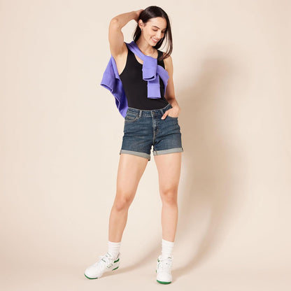Amazon Essentials Women's Mid-Rise Slim Fit 4" Shorts