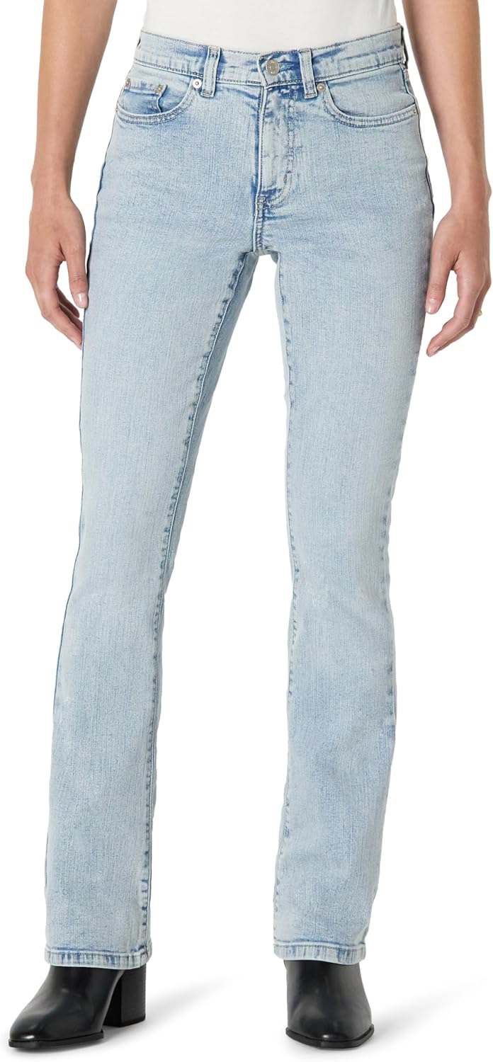 Amazon Essentials Women's Curvy Slim-Fit Mid-Rise Bootcut Jeans