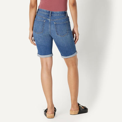 Amazon Essentials Women's Mid-Rise Slim Fit Bermuda Shorts with Pockets
