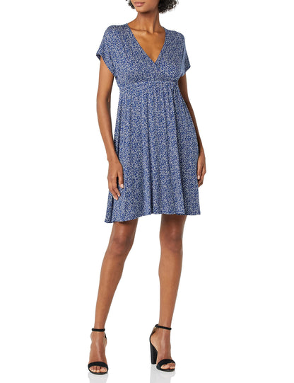 Amazon Essentials Women's Surplice V Neck Swing Dress (Available in Plus Size)