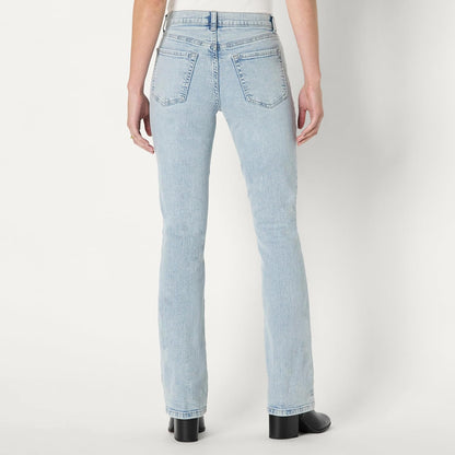 Amazon Essentials Women's Curvy Slim-Fit Mid-Rise Bootcut Jeans