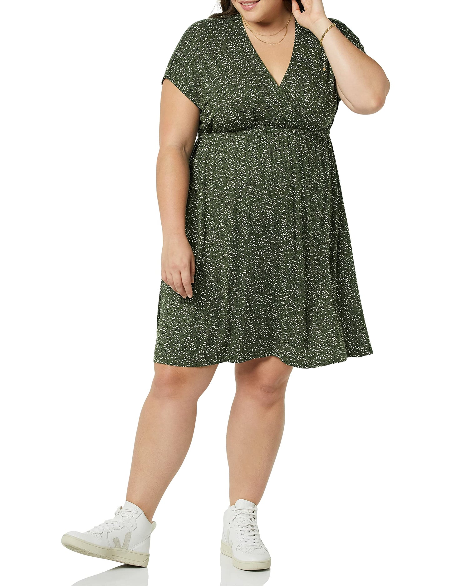 Amazon Essentials Women's Surplice V Neck Swing Dress (Available in Plus Size)