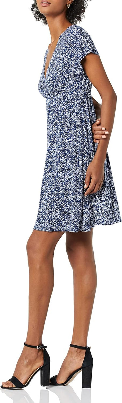 Amazon Essentials Women's Surplice V Neck Swing Dress (Available in Plus Size)