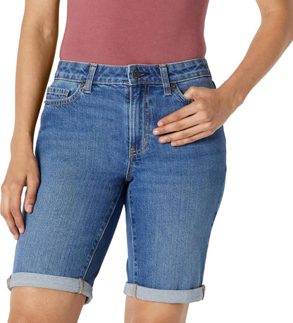 Amazon Essentials Women's Mid-Rise Slim Fit Bermuda Shorts with Pockets