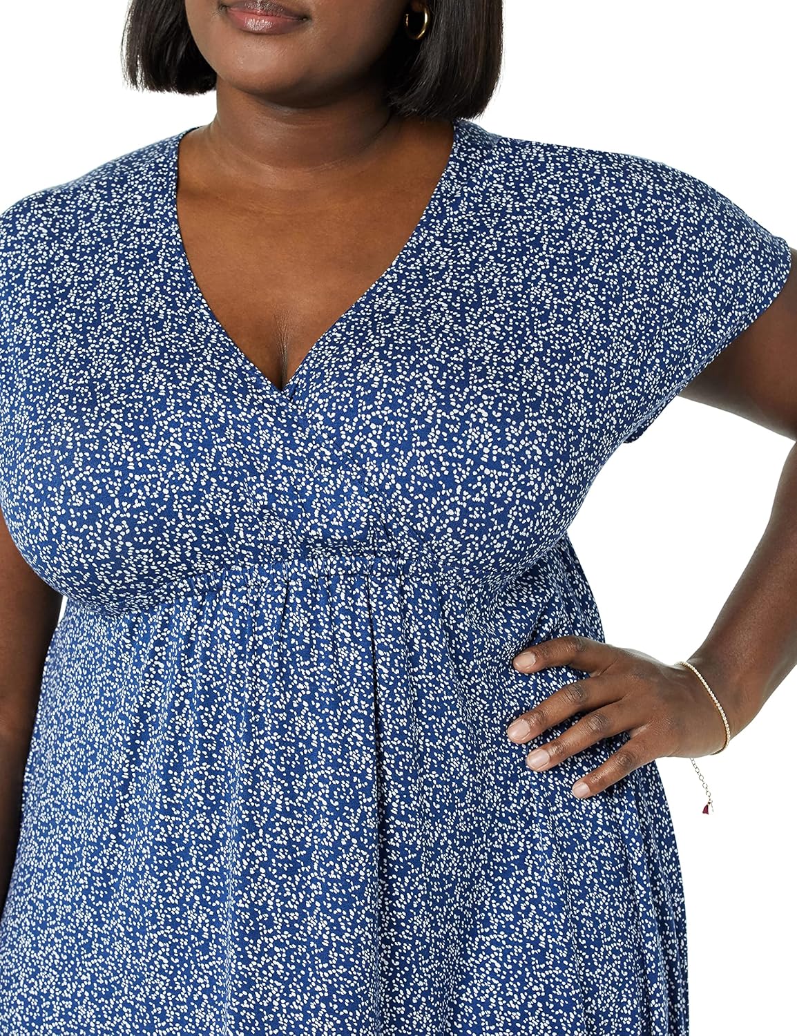 Amazon Essentials Women's Surplice V Neck Swing Dress (Available in Plus Size)